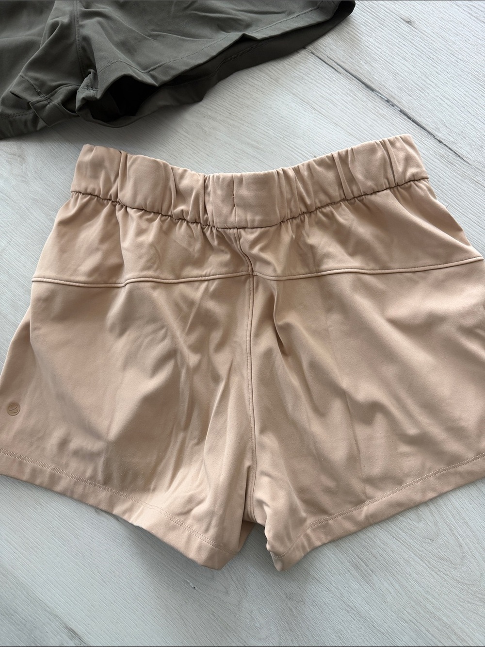 CRZ YOGA Women’s Athletic Drawstring Shorts — Olive Green & Taupe - Picture 4 of 7